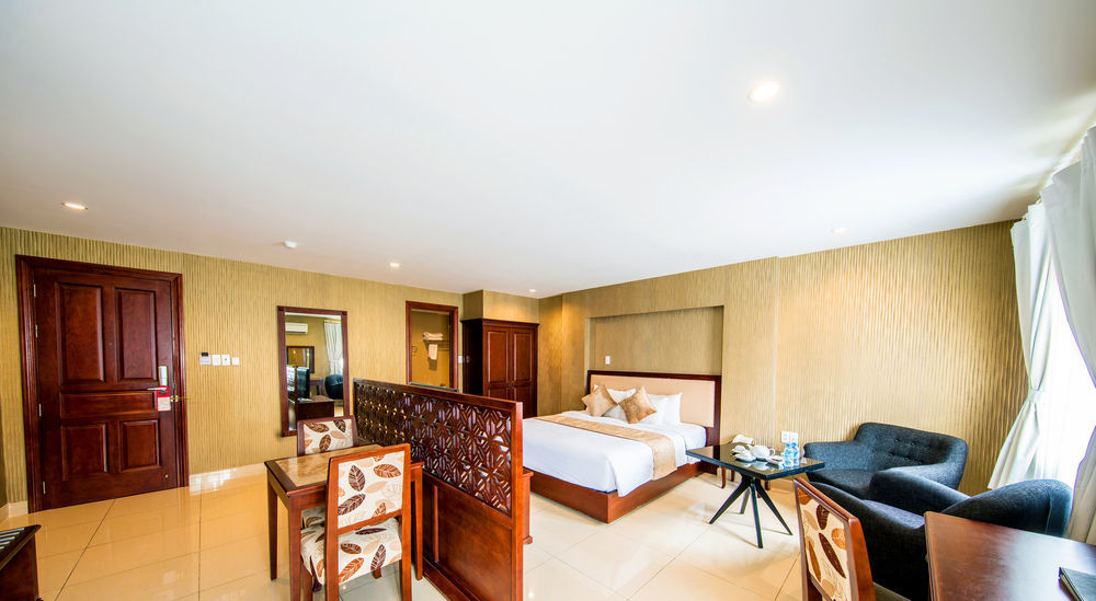 Crown Diamond Hotel - Phu My Hung District 7 Ho Chi Minh City Exterior photo