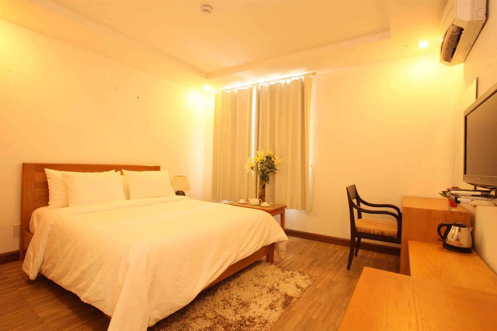 Crown Diamond Hotel - Phu My Hung District 7 Ho Chi Minh City Exterior photo
